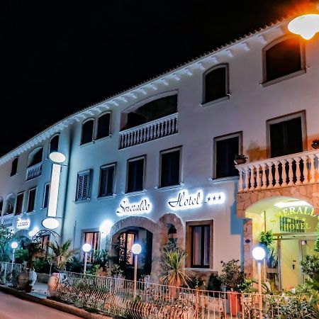 Hotel Smeraldo Canneddi Exterior foto